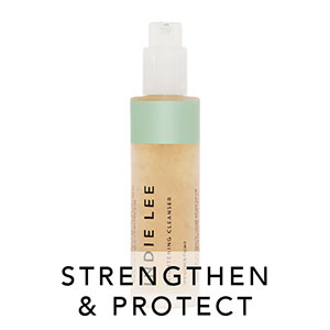 Strawberry Seed Oil, hydrolyzed Wheat Protein & Tomato extracts strengthen, firm & protect skin.