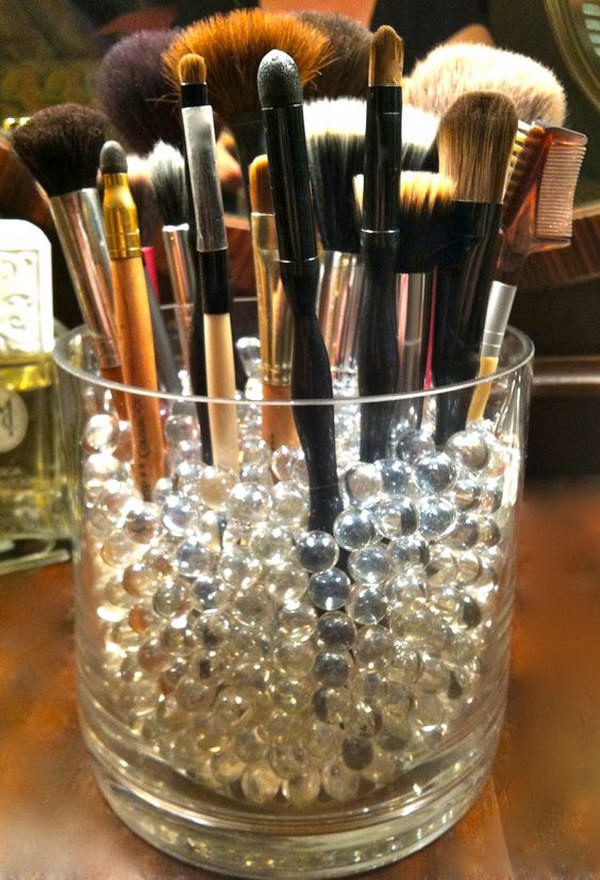 storage ideas for makeup brushes
