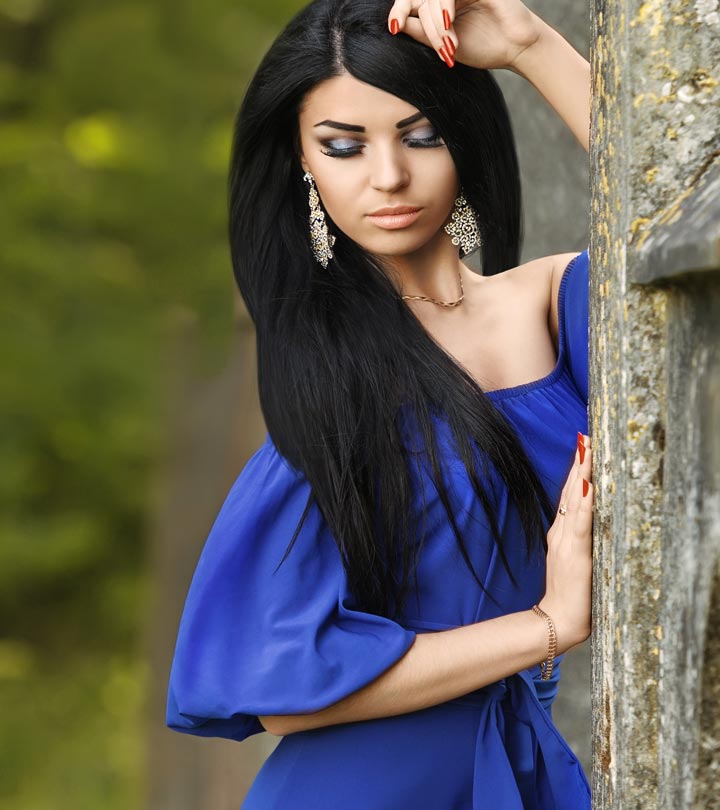 makeup ideas for royal blue dress