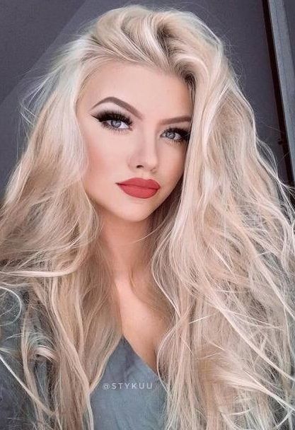 makeup styles for blue eyes and blonde hair