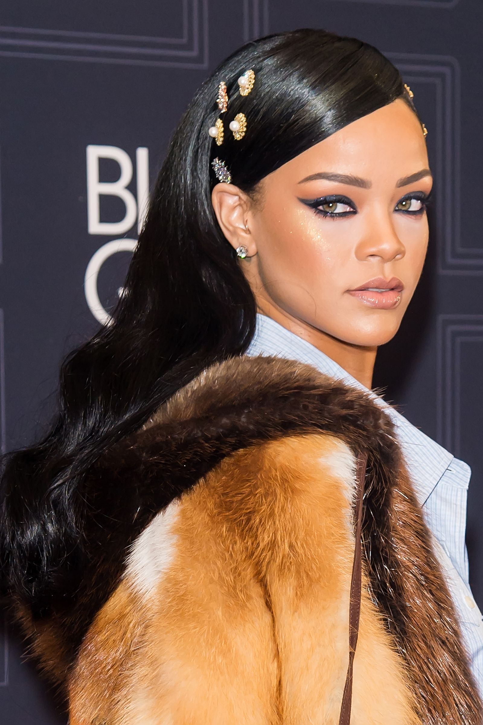 sexy rihanna hairstyles and makeup ideas