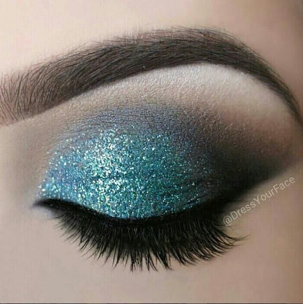 prom makeup ideas for a teal dress