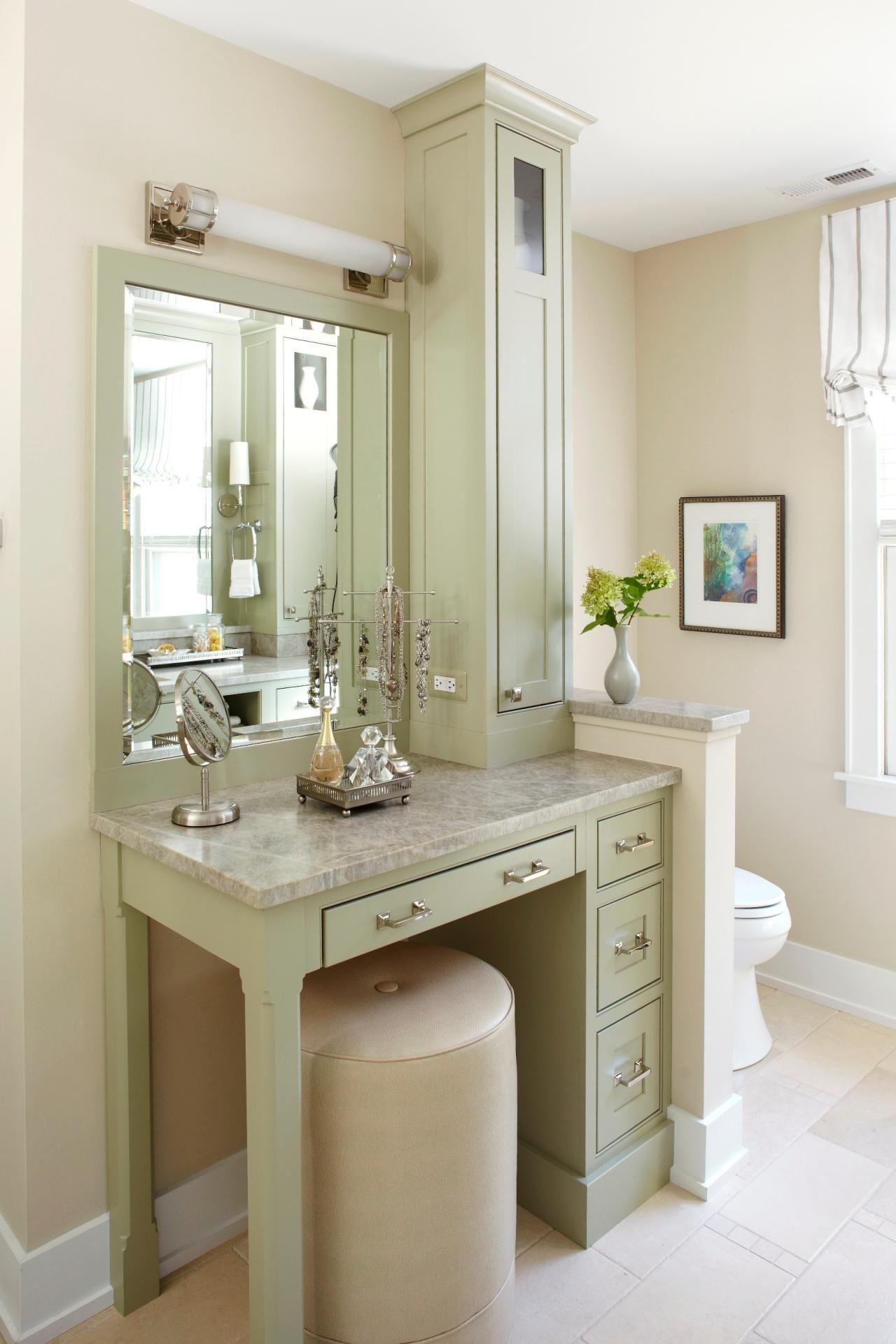 makeup vanity ideas for small spaces