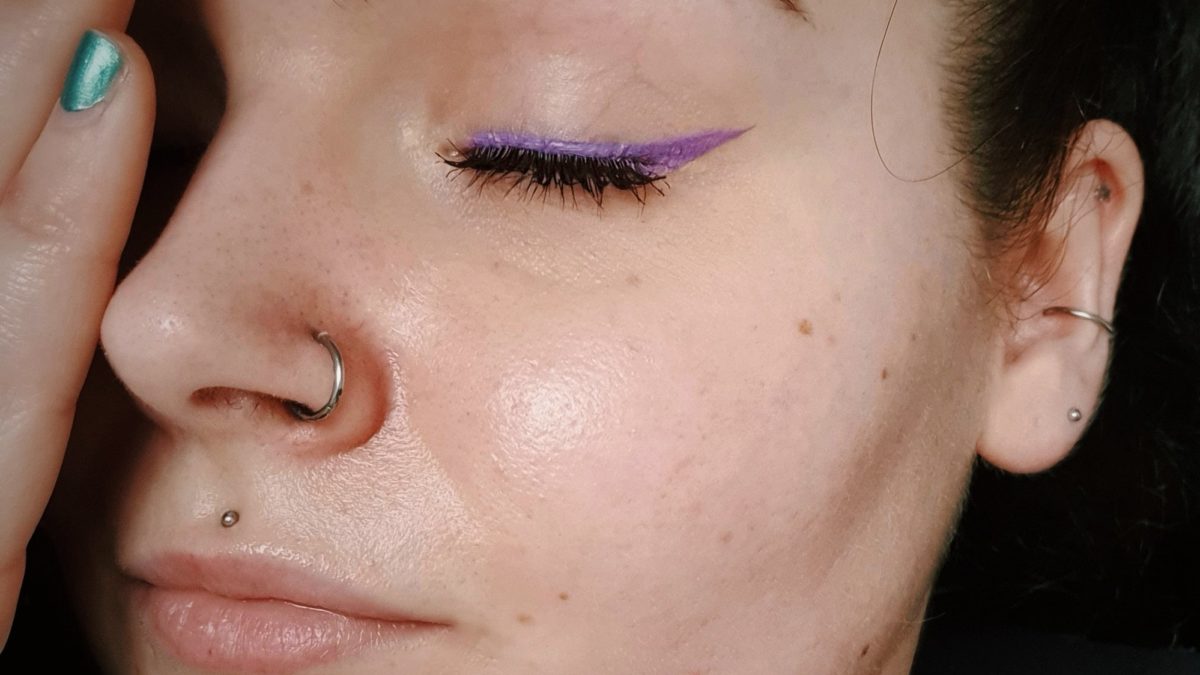 Lilac pop on fresh skin