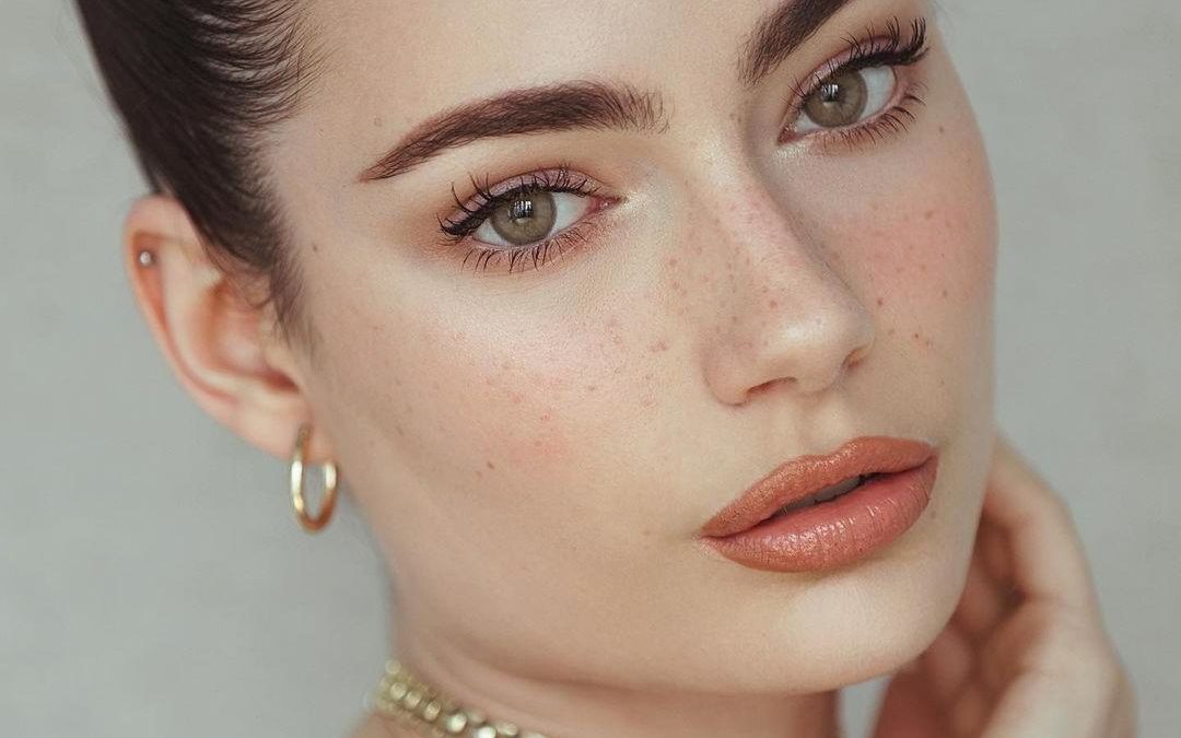 Soft look with freckles