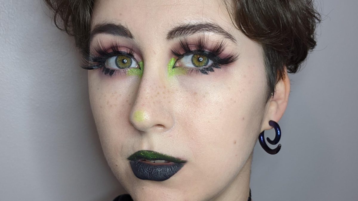 Look inspired by ZZ Raven 🖤💚