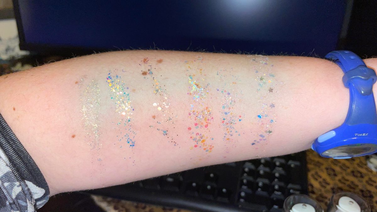 All the new glitter I have today!  I didn’t find any samples when I was shopping so I’m adding them myself now!  Glitter Obsessed Colourpop x6