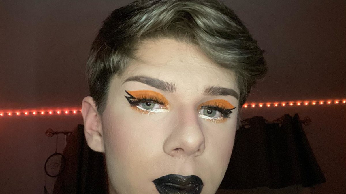 Orange and graphic eyeliner!