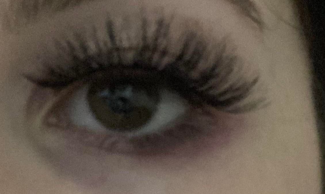 after months of delay i finally bought some false eyelashes but how do you apply them correctly and make them work?  (first photo attempt, pls be nice lol)